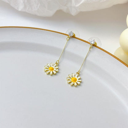 Fresh Daisy Earrings Women's Long Temperament High-end Niche Earrings Internet Celebrity Earrings