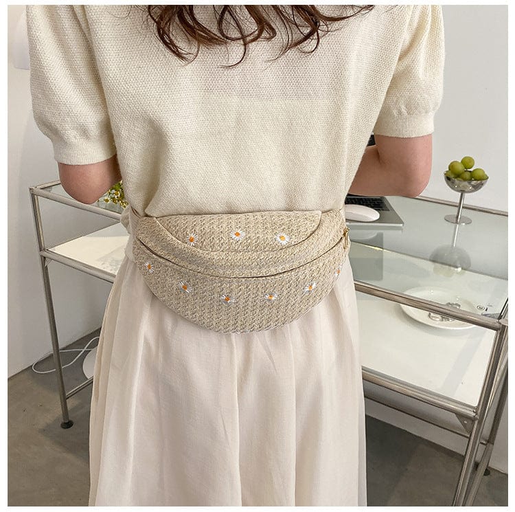 Summer Straw Bag Women's New Japanese Style Small Fresh Lace Daisy Messenger Bag Fashion Beach Bag Waist Bag